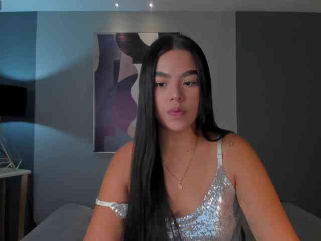 KaiaMonroe webcam