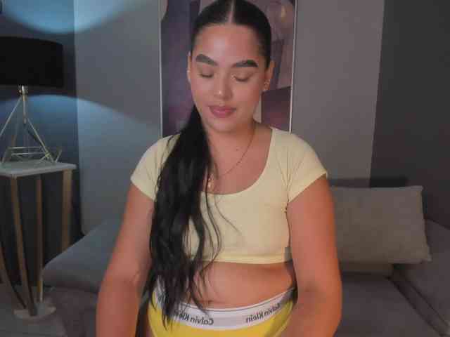 KaiaMonroe webcam