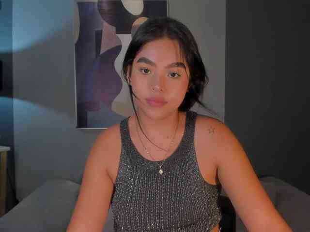KaiaMonroe webcam