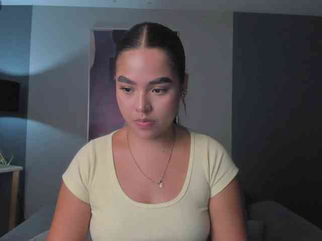 KaiaMonroe webcam