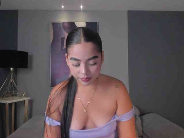 KaiaMonroe webcam