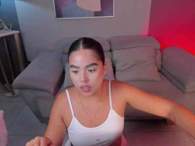 KaiaMonroe webcam