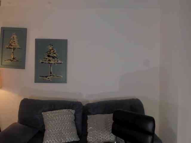 SeleneNoir webcam