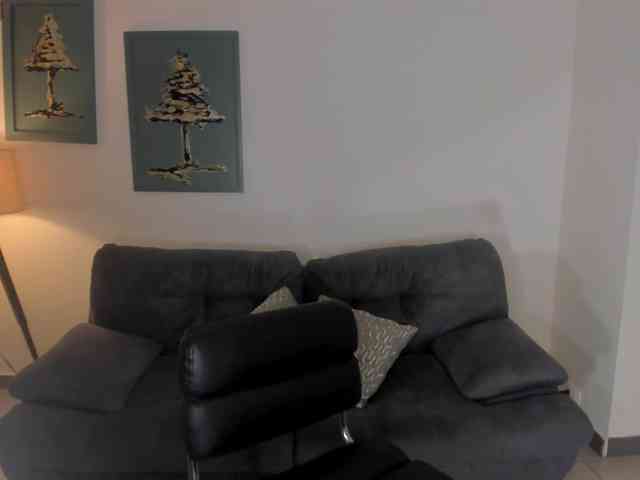 SeleneNoir webcam
