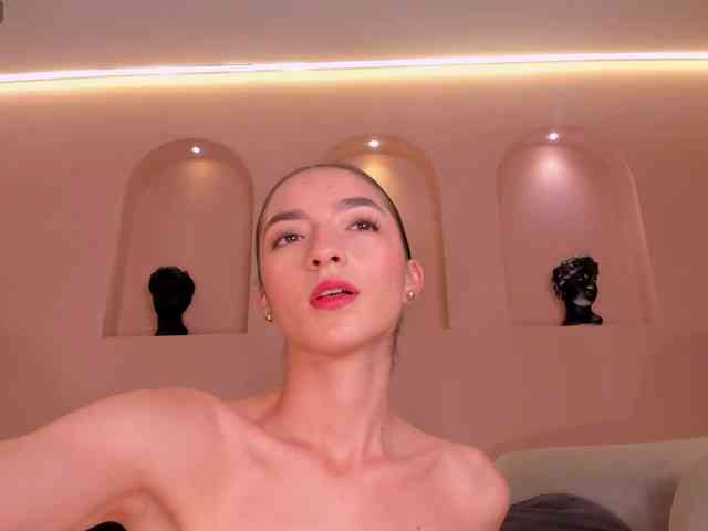 SiennaBelle webcam