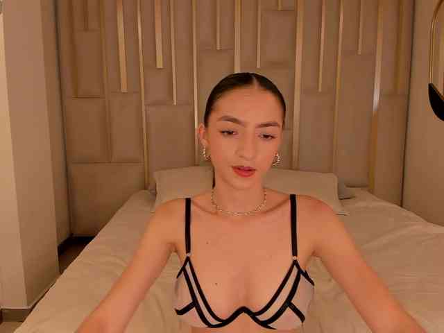 SiennaBelle webcam