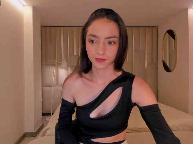 SiennaBelle webcam