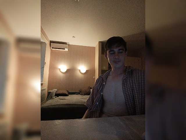 Viliam1-1 live webcam show