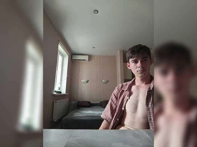Viliam1-1 live webcam show