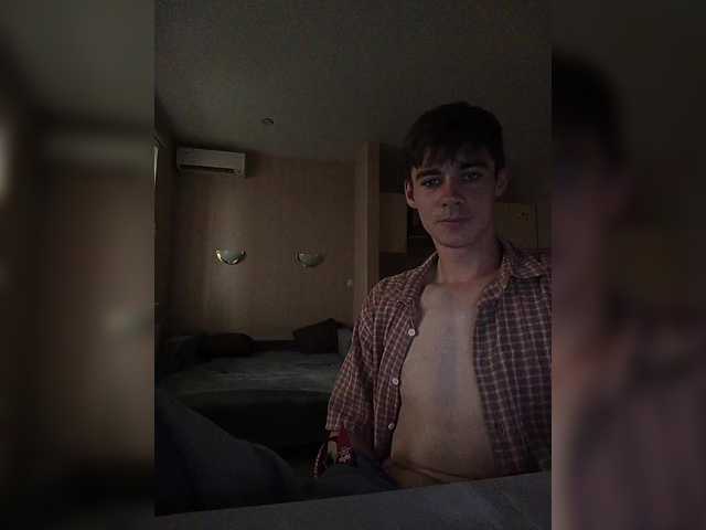 Viliam1-1 live webcam show