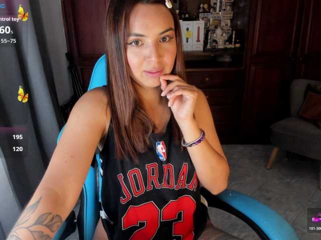 BySaraa live cam on BongaCams