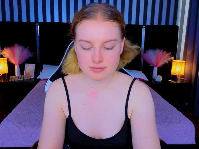 NastyaMurMeow live cam on BongaCams