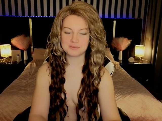 NastyaMurMeow — live female cam