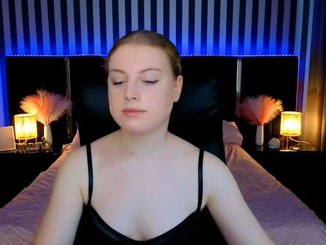 NastyaMurMeow live cam preview