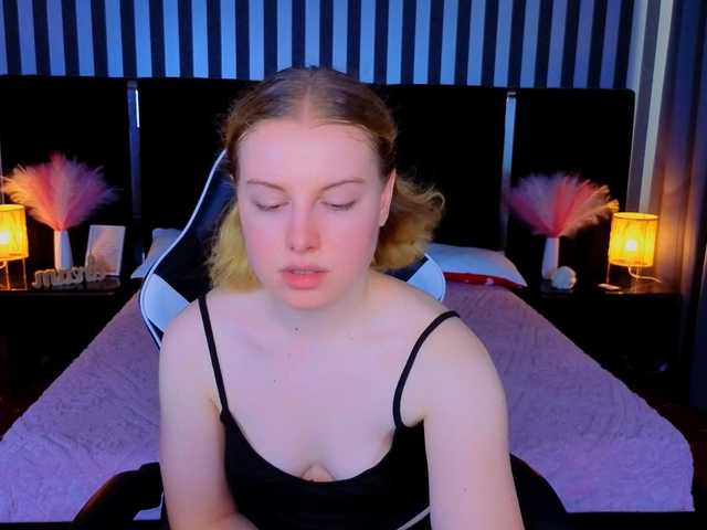 NastyaMurMeow live cam on BongaCams