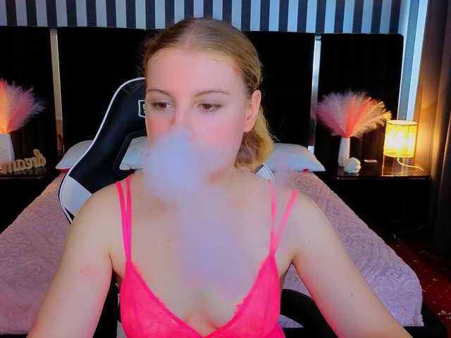 NastyaMurMeow live cam on BongaCams