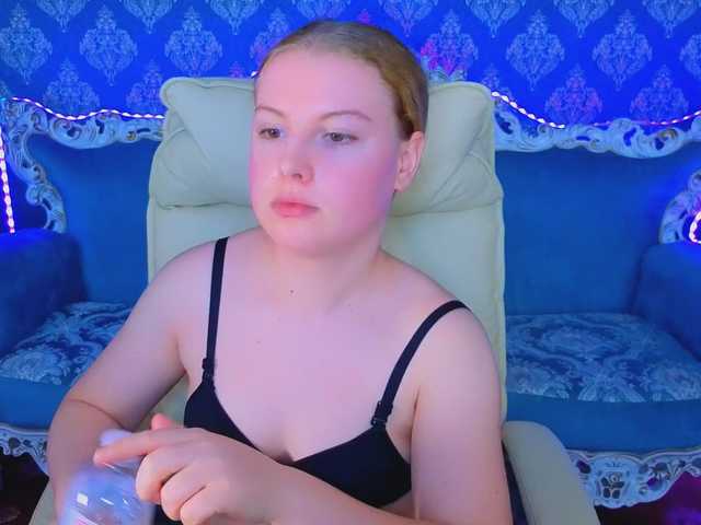 NastyaMurMeow live cam on BongaCams
