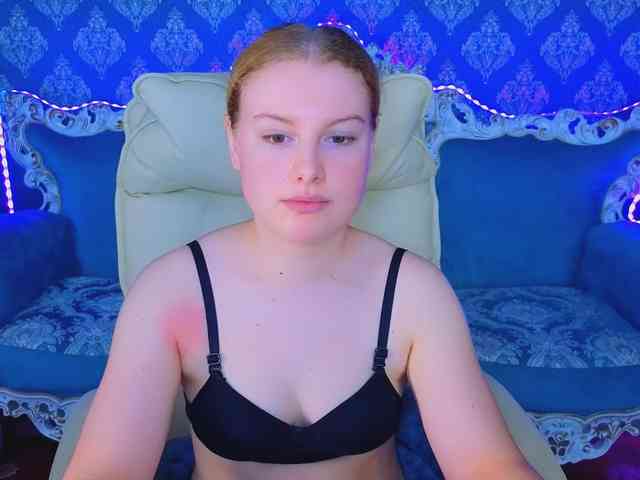 NastyaMurMeow webcam