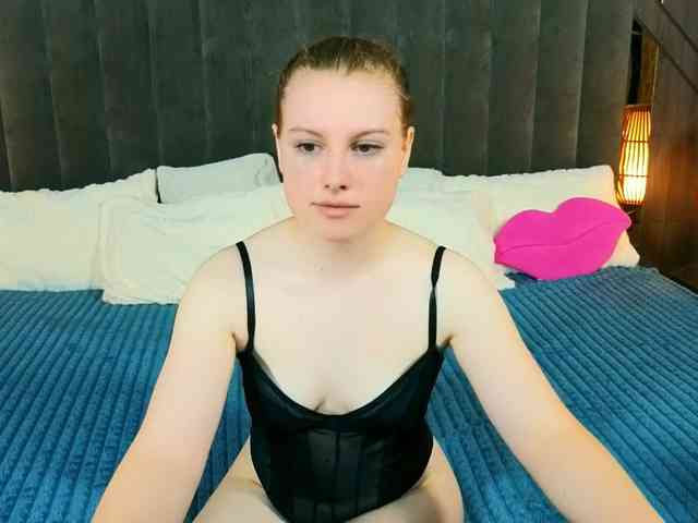 NastyaMurMeow webcam