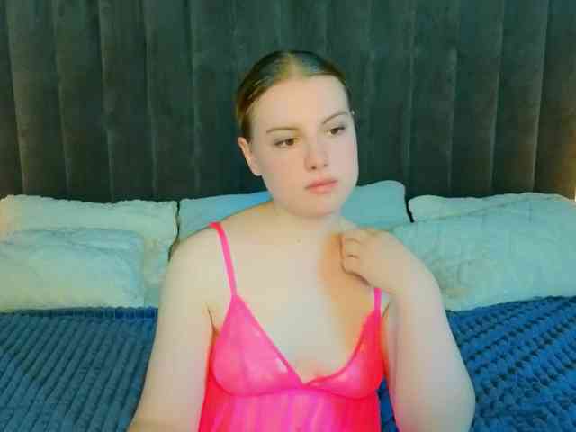 NastyaMurMeow webcam