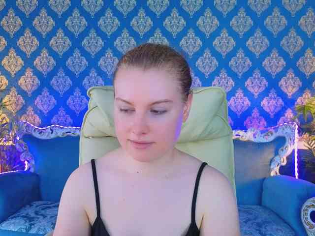 NastyaMurMeow webcam