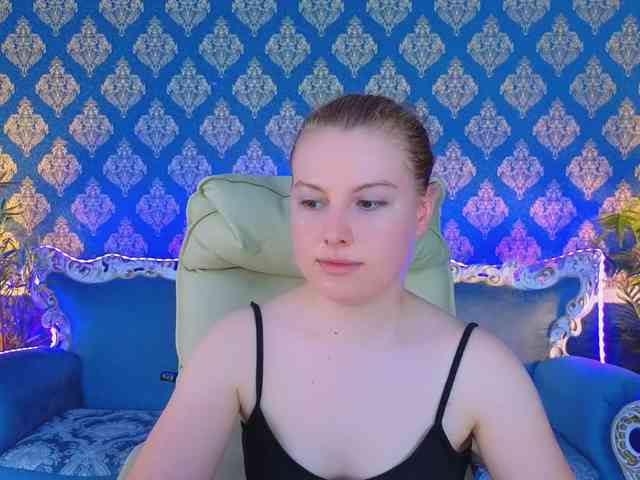 Model: NastyaMurMeow