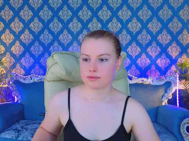NastyaMurMeow webcam