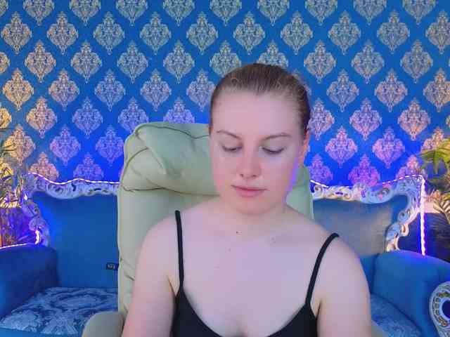 NastyaMurMeow webcam