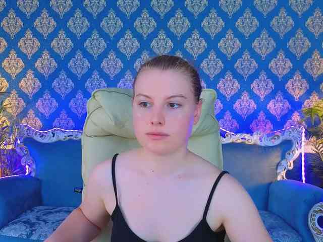 NastyaMurMeow webcam