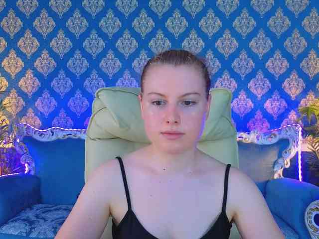 NastyaMurMeow webcam