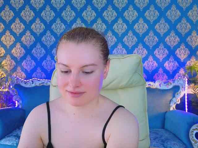 NastyaMurMeow webcam