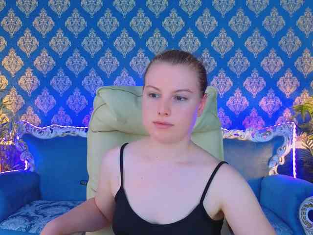 NastyaMurMeow webcam