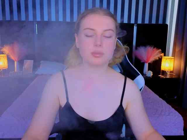 NastyaMurMeow webcam