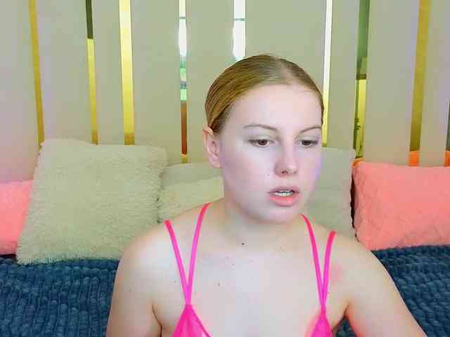 NastyaMurMeow webcam
