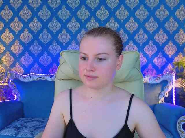 NastyaMurMeow webcam