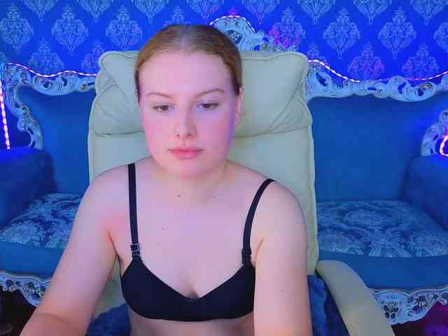 NastyaMurMeow webcam