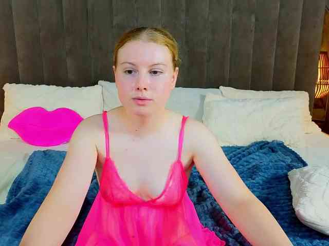 NastyaMurMeow webcam
