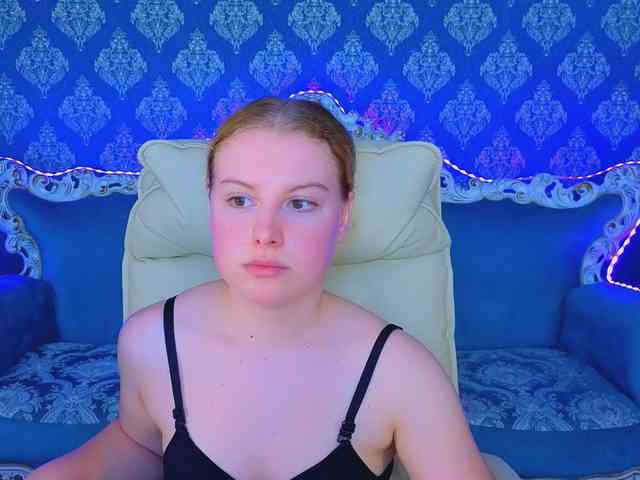 NastyaMurMeow webcam