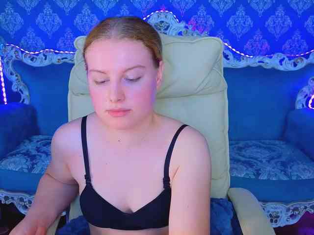 NastyaMurMeow webcam