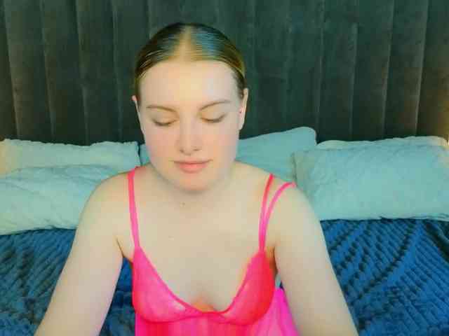NastyaMurMeow webcam