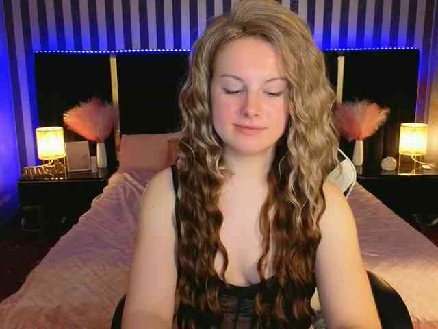 NastyaMurMeow webcam