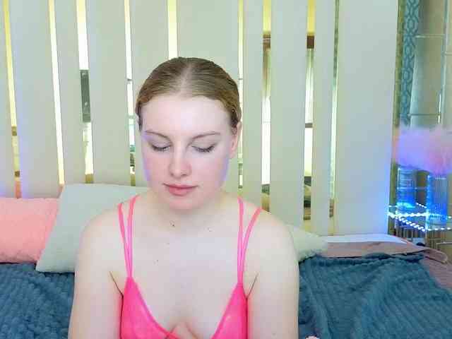 NastyaMurMeow webcam