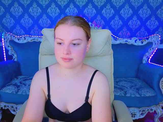 NastyaMurMeow webcam