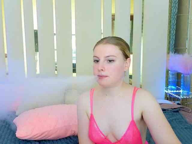 NastyaMurMeow webcam