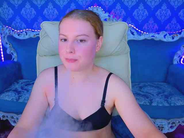 NastyaMurMeow webcam
