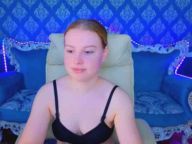 NastyaMurMeow webcam