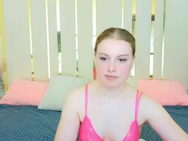 NastyaMurMeow webcam