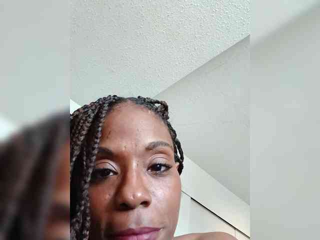 Secrect38 webcam