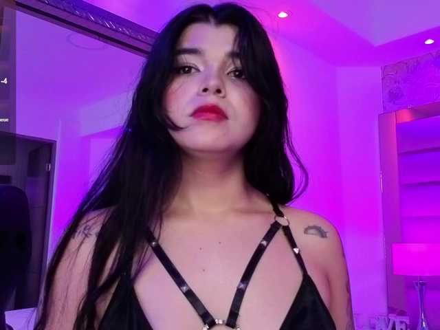 HannaEvans live webcam show