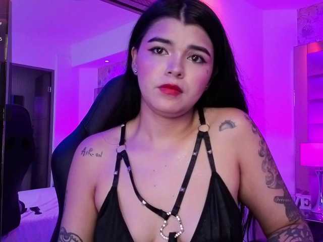 HannaEvans live cam on BongaCams